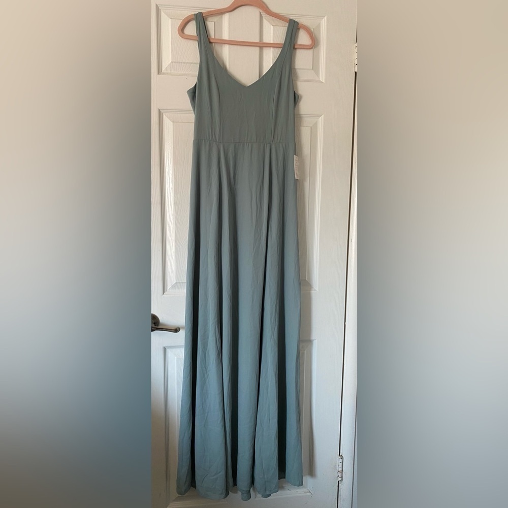 NWT Show Me Your Mumu Jenn Maxi Bridesmaid Dress Size Medium